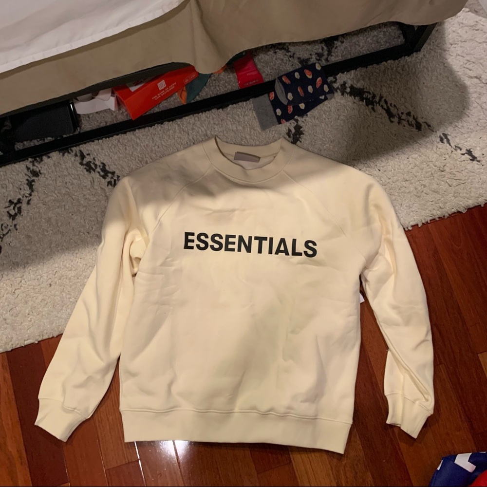 BRAND NEW Fear of God Essentials Crewneck